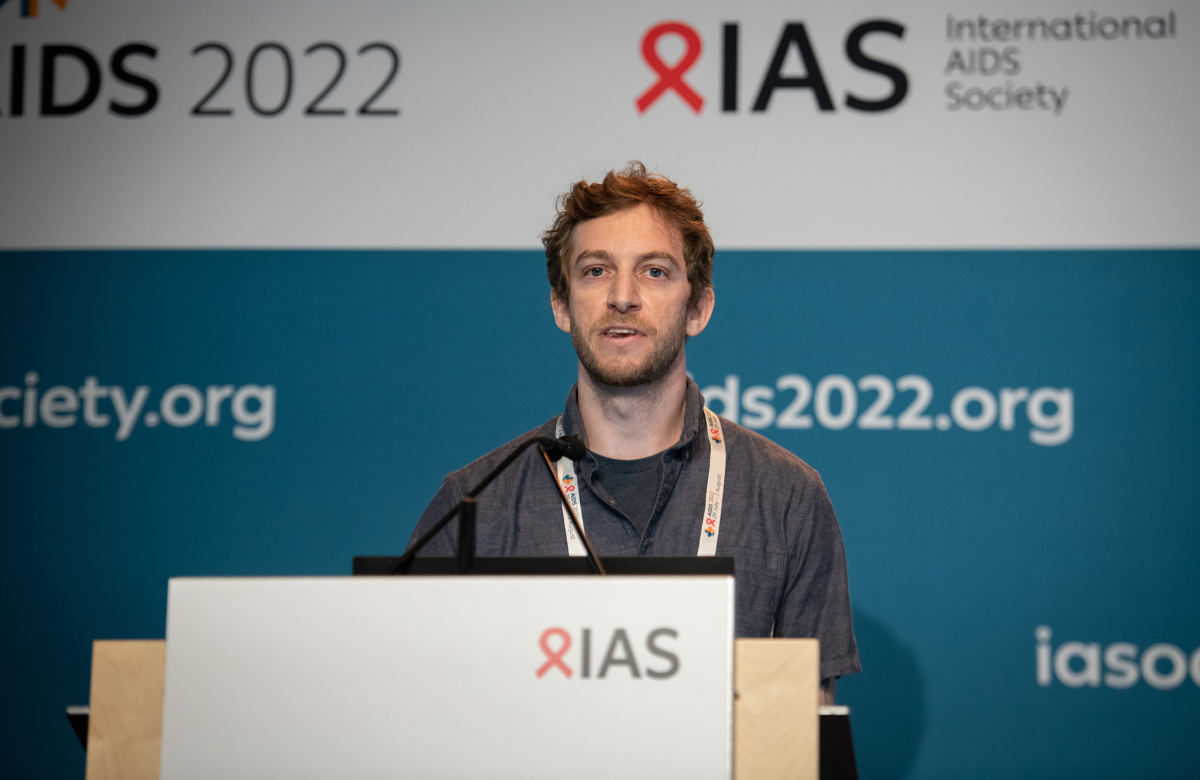 Il dott. Avi Kenny ad AIDS 2022. Foto ©Steve Forrest/Workers’ Photos/IAS.