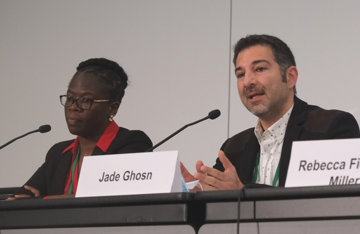 Dr Boghuma Titanji et Dr Jade Ghosn à la CROI 2023. Photo de Roger Pebody. 