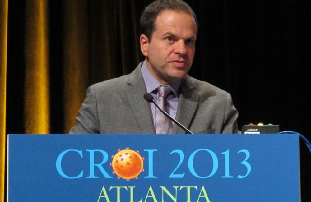 Eric Lawitz, Alamo Medical Research, presenting at CROI 2013. © Liz Highleyman / hivandhepatitis.com