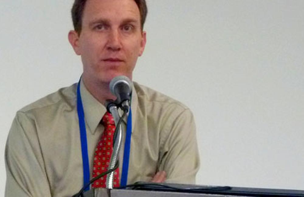 Michael Silverberg, of Kaiser Permanente, speaking at the ID Week Conference.