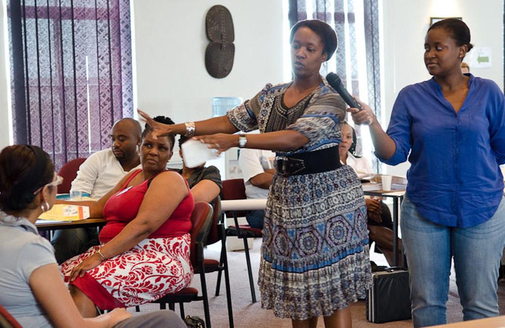 Image shows a training course for doctors at Wits RHI, where this study took place (www.wrhi.ac.za)