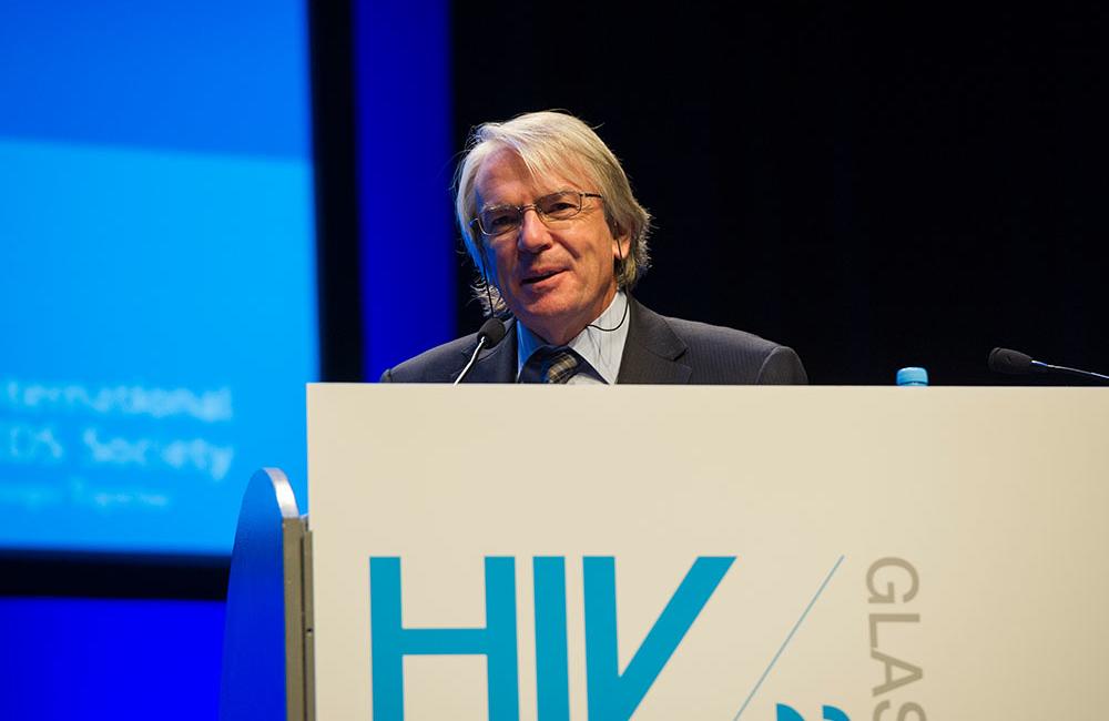 Josep Gatell, speaking at HIV Glasgow. Image courtesy of HIV Drug Therapy Glasgow 2014 (hivglasgow.org)