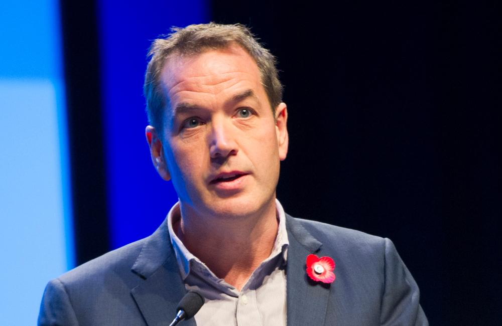 Andrew Hill of Liverpool University, speaking at HIV Glasgow. Image courtesy of HIV Drug Therapy Glasgow 2014 (hivglasgow.org)