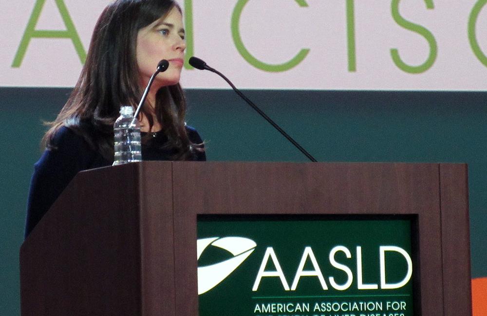 Eleanor Wilson, presenting at AASLD 2015. Photo by Liz Highleyman, hivandhepatitis.com
