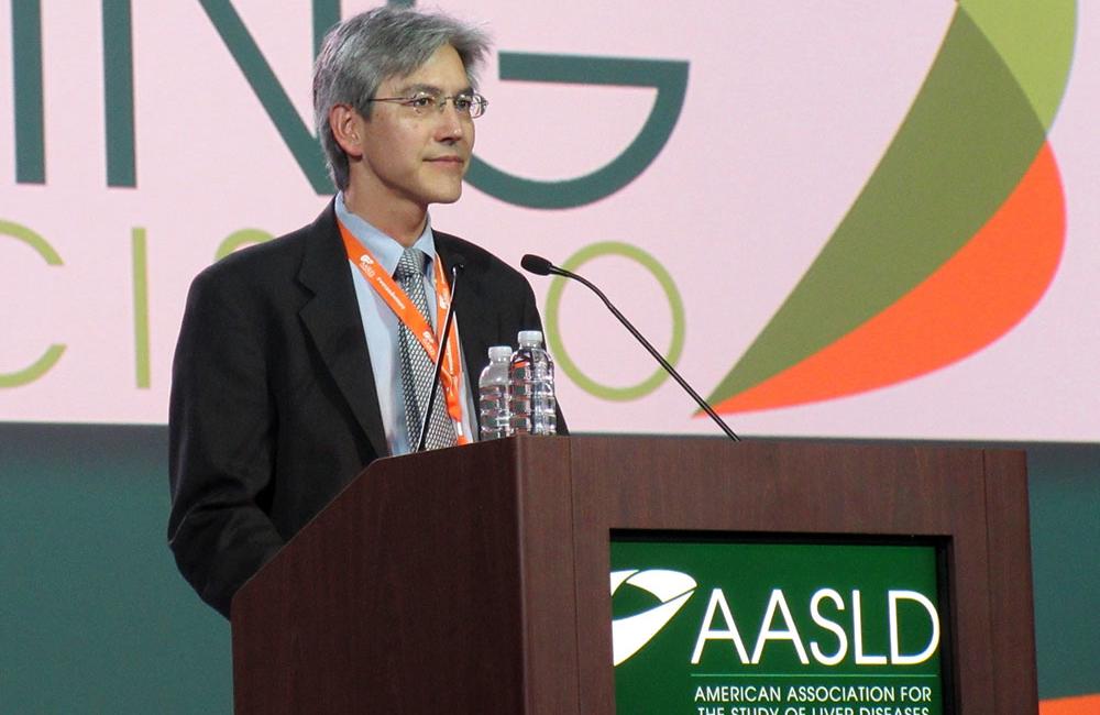 Paul Kwo, presenting at AASLD 2015. Photo by Liz Highleyman, hivandhepatitis.com