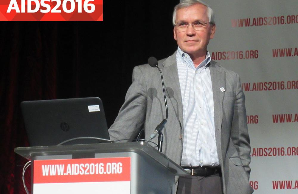 Craig Wilson presenting at AIDS 2016. Photo by Liz Highleyman, hivandhepatitis.com