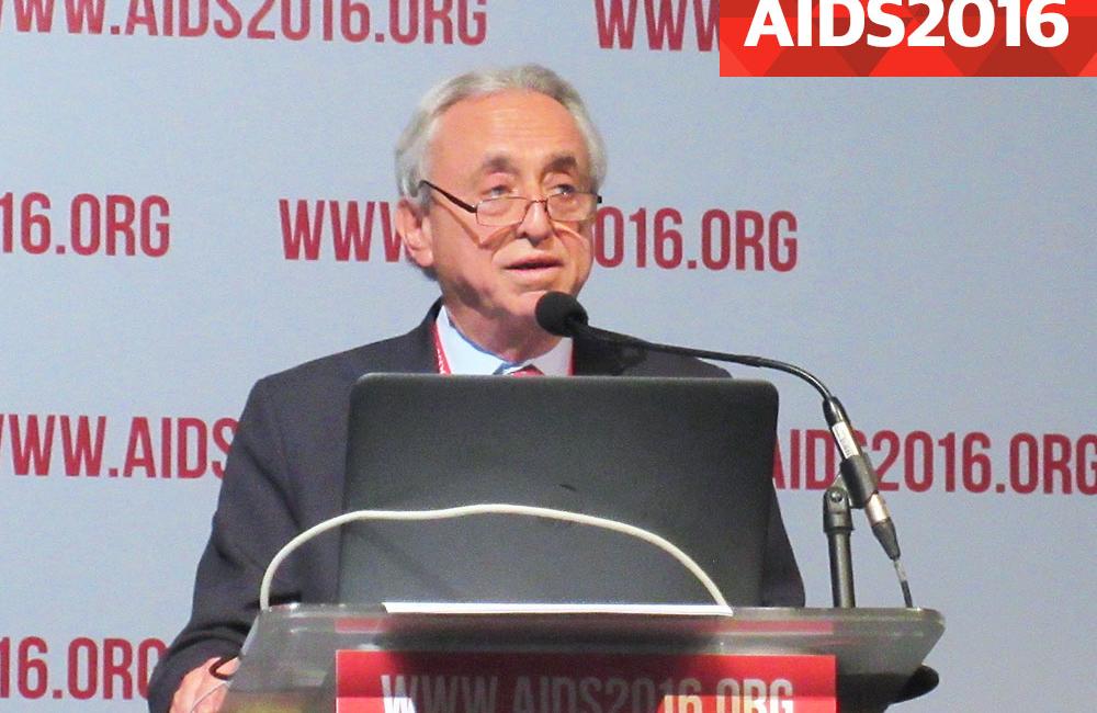 Pedro Cahn presenting at AIDS 2016. Photo by Liz Highleyman, hivandhepatitis.com