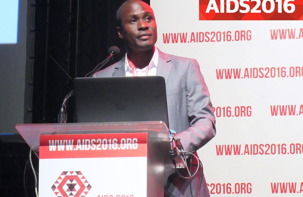 Menan Gérard Kouamé presenting at AIDS 2016. Photo by Liz Highleyman, hivandhepatitis.com