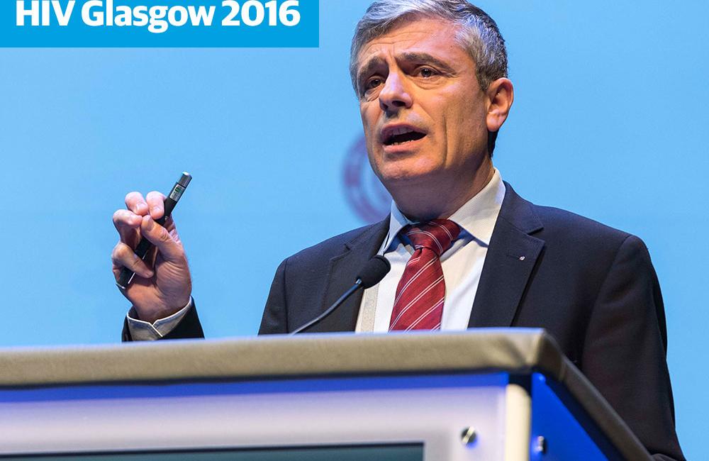 Edouard Battegay speaking at HIV Glasgow. Image credit: HIV Drug Therapy Glasgow 2016