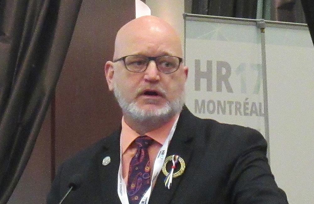 David Marsh at HR17. Photo by Liz Highleyman, hivandhepatitis.com