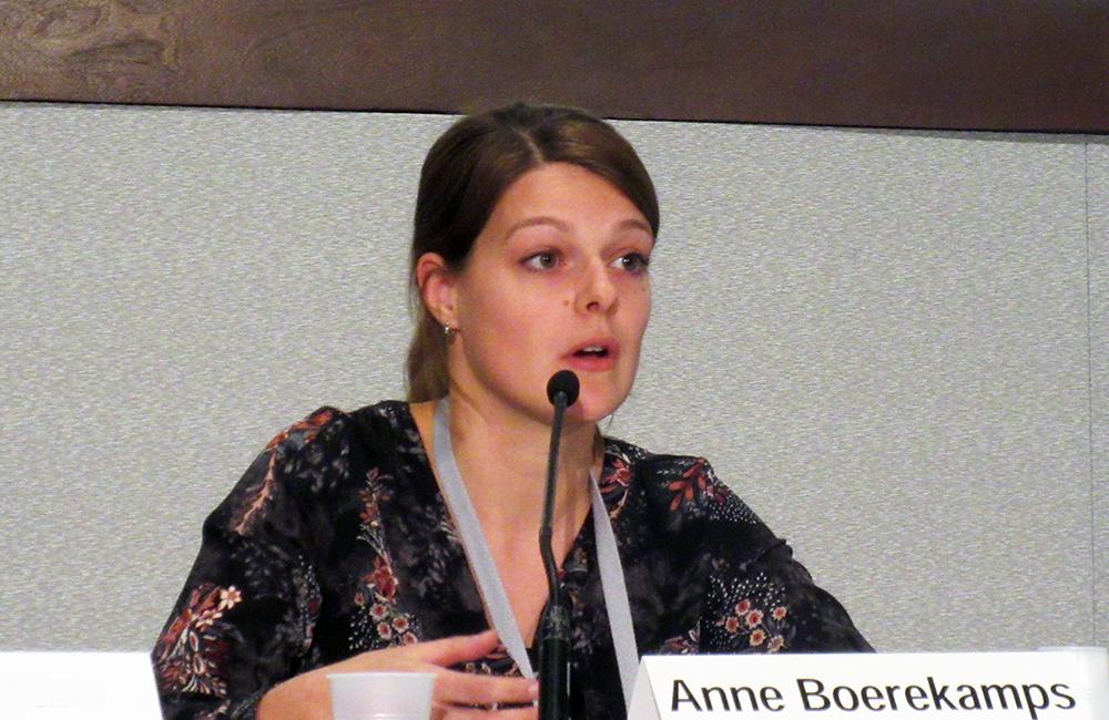 Anne Boerekamps at CROI 2018. Photo by Liz Highleyman.