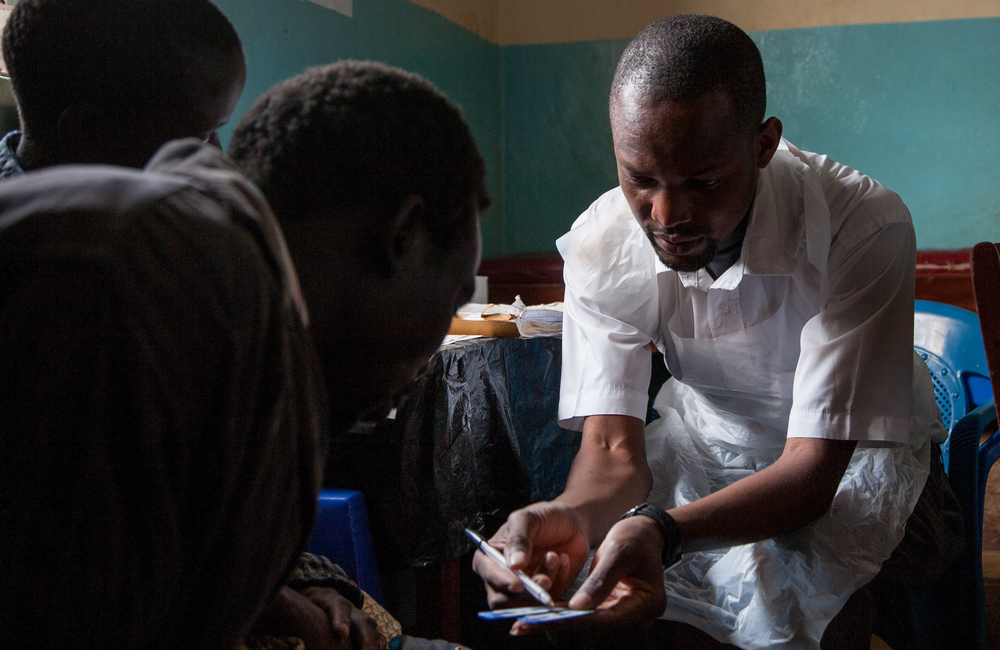 'Improving Timely Linkage to Lifesaving Treatment'. Baylor College of Medicine Children's Foundation–Malawi / Robbie Flick / USAID. Creative Commons licence.