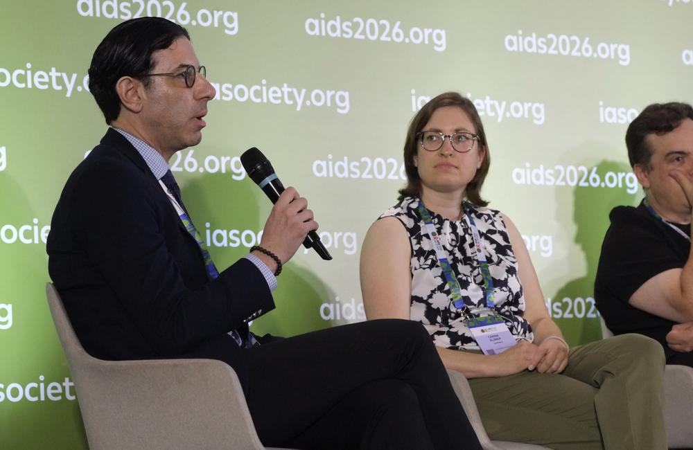 Dr Wissam El Atrouni and Dr Carina Elsner at AIDS 2026. 