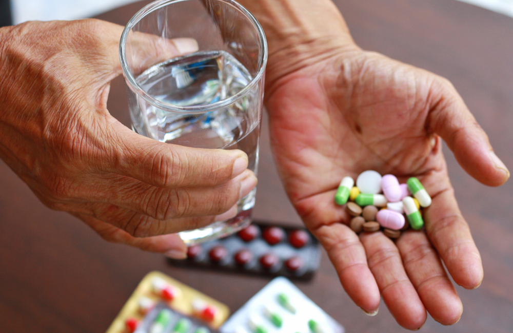 Fewer antiretroviral drug interactions due to use of integrase