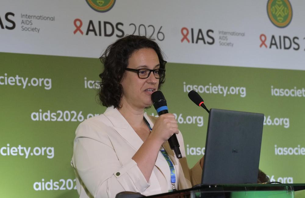 New HIV First-Line Regimen Limits Weight Gain